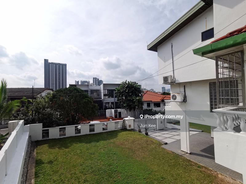 Banglo untuk Dijual di Taman Danau Desa, Taman Desa oleh Jun Kee - iProperty.com.my