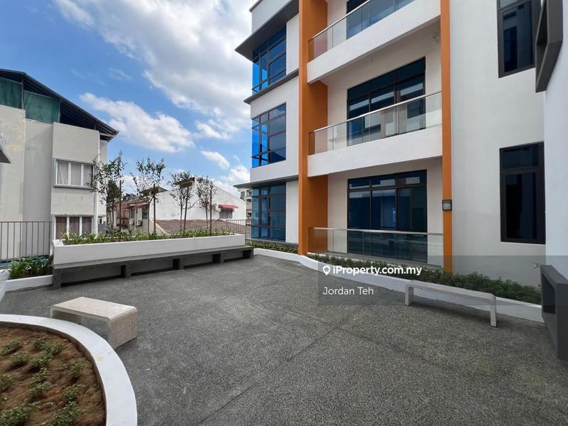 Rumah Bandar untuk Dijual di Ara Simfoni Petaling Jaya, Kayu Ara oleh Jordan Teh - iProperty.com.my