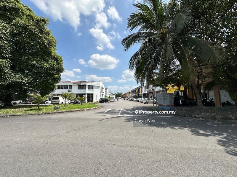 For Sale - 4.5% ROI VALUE BUY 4,000sf factory for sale at Subang Jaya