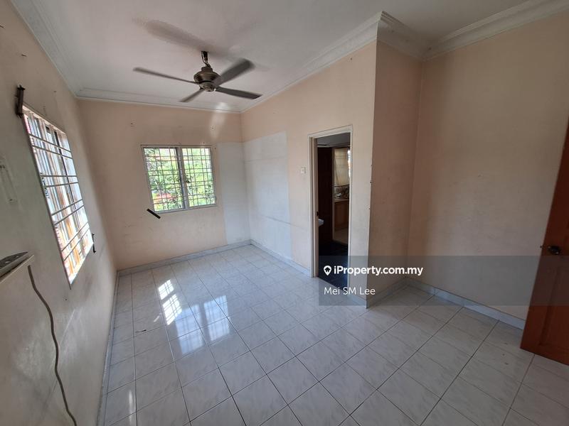 Semi-Detached House for Sale in Taman Bukit Permai, Kajang by Mei SM Lee - Taman Bukit Permai, Bandar Sg Long Bedroom - iProperty.com.my