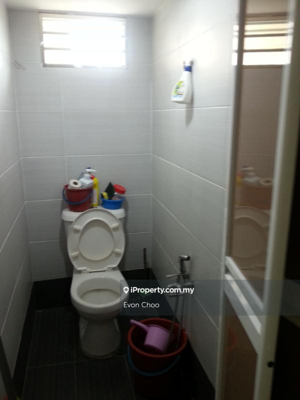 Kedai untuk Dijual di Taman Petaling Avenue, Petaling Jaya oleh Evon Choo - iProperty.com.my