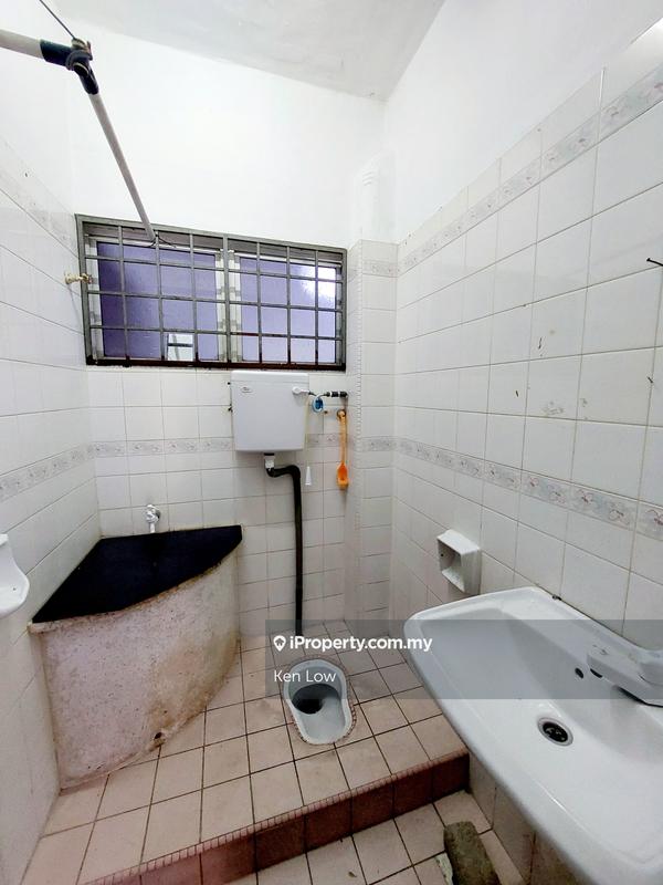 Rumah Teres untuk Dijual di Taman Kajang Mewah, Kajang oleh Ken Low - iProperty.com.my