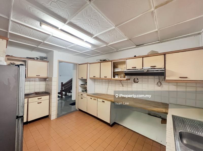 Rumah Berkembar untuk Dijual di Taman Tun Dr. Ismail, Kuala Lumpur oleh Ivan Lee - iProperty.com.my
