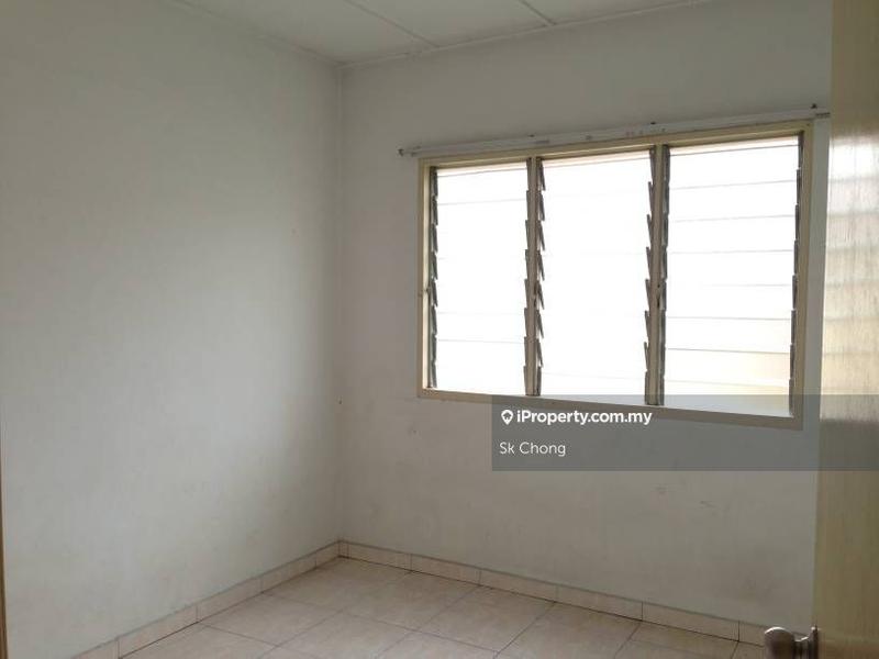 Rumah Teres 2-Tingkat untuk Dijual di TAMAN PUCHONG UTAMA, Puchong oleh Sk Chong - iProperty.com.my