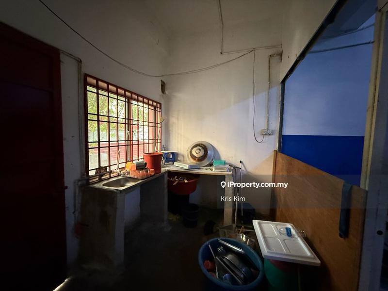 Kedai-Pejabat untuk Dijual di Bandar Baru Nilai, Nilai oleh Kris Kim - iProperty.com.my