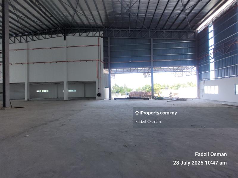 Kilang Terpisah untuk Disewa di Bandar Sri Sendayan, Negeri Sembilan oleh Fadzil Osman - iProperty.com.my