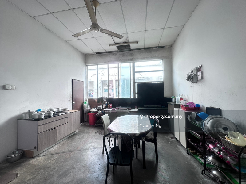 Shop-Office for Sale in Mutiara Mas 3 Storey Shophouse, Skudai by Yvonne Ng - iProperty.com.my