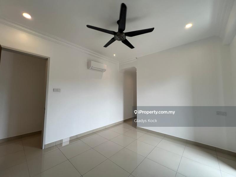 For Sale - Valencia Residence