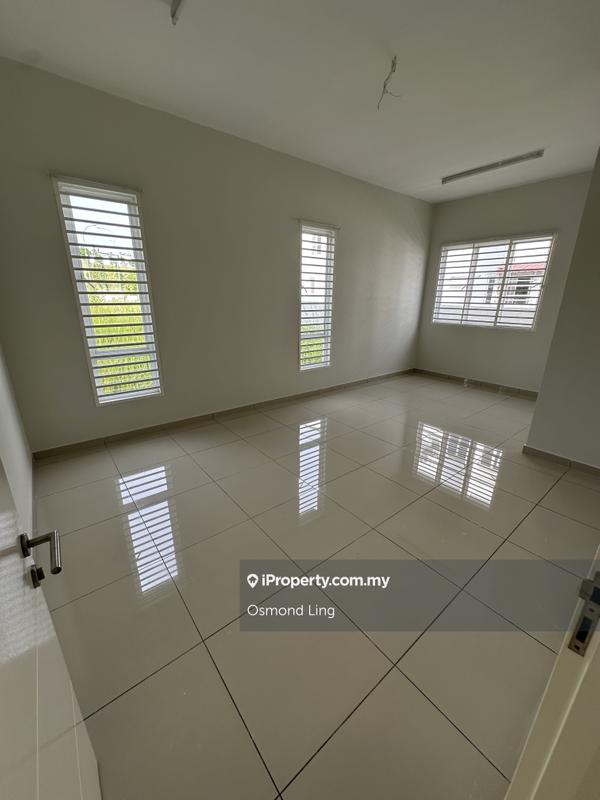 Rumah Berangkai 2 Tingkat untuk Dijual di Taman Ara Sendayan, Bandar Sri Sendayan oleh Osmond Ling - iProperty.com.my