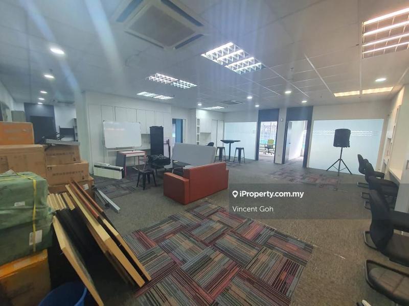For Sale - Combine 2unit into 1unit Renovated Office 2818sf Damansara Perdana Metropolitan Square West Wing