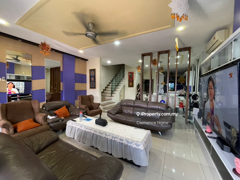 Rumah Berangkai 2.5 Tingkat untuk Dijual di Taman Dagang Jaya, Ampang oleh Clemence Ngew - iProperty.com.my