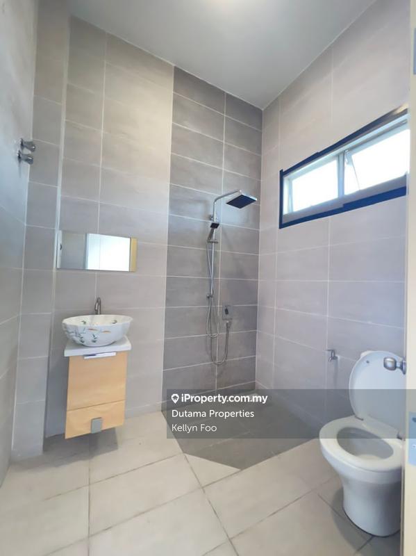 Semi-Detached House for Sale in 2 Storey Semi-D Limbongan Jaya, Melaka City by Kellyn Foo - iProperty.com.my