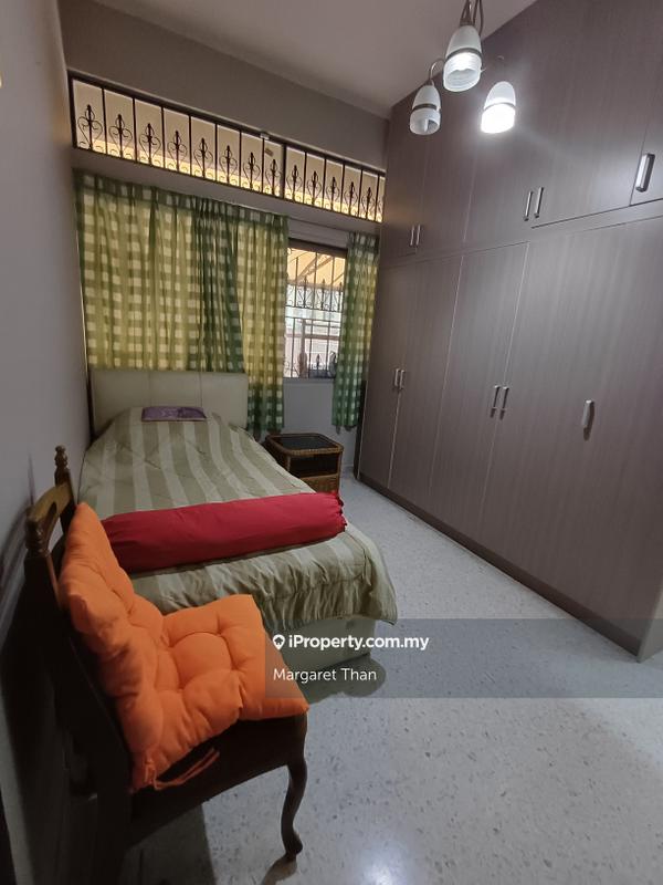 Rumah Berkembar untuk Dijual di Kelana Jaya, Petaling Jaya oleh Margaret Than - iProperty.com.my