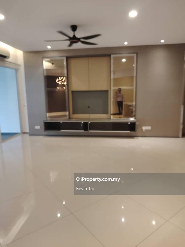 For Sale - 9 Bukit Utama Condominium