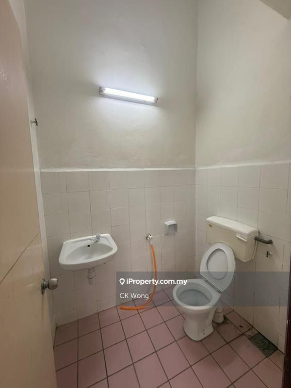 Rumah Teres untuk Dijual di Taman Lestari Perdana, Seri Kembangan oleh CK Wong - iProperty.com.my