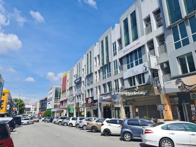 Shop for Sale in Bandar Puteri Puchong, Puchong by John Lee - iProperty.com.my