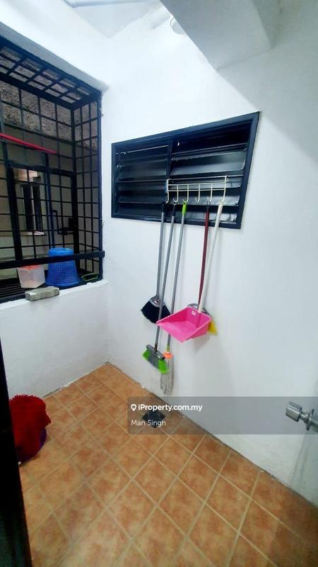 Condominium for Sale in Seri Anggun by Man Singh - iProperty.com.my