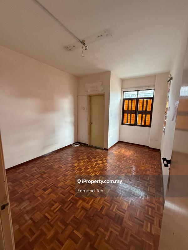 For Sale - Shamelin Bestari