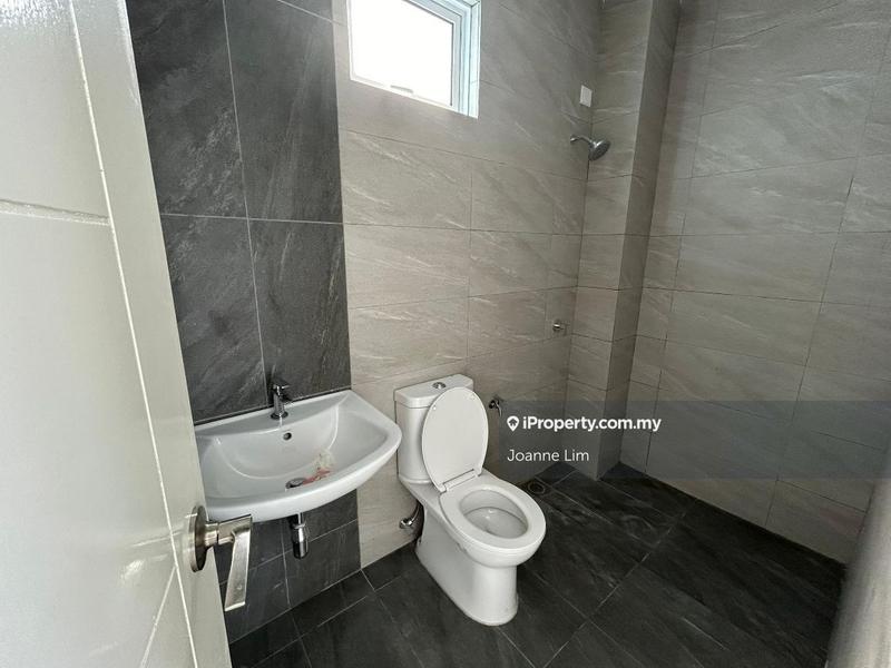 Rumah Berkembar untuk Dijual di Taman Klebang Utama, Klebang oleh Joanne Lim - iProperty.com.my