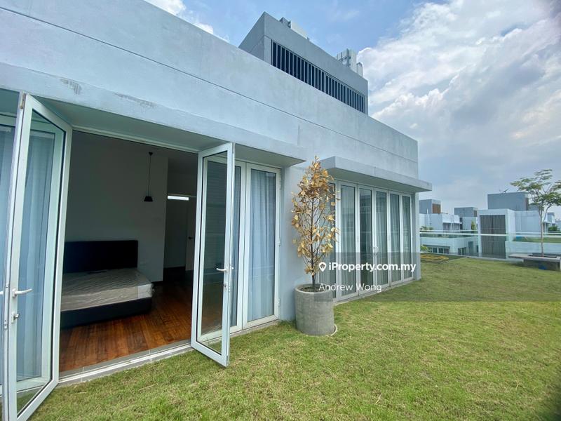 Bungalow House untuk Dijual di Lakefront Villa, Cyberjaya oleh Andrew Wong - iProperty.com.my
