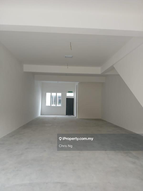 Kedai untuk Disewa di Alam Suria, Puncak Alam oleh Chris Ng - iProperty.com.my