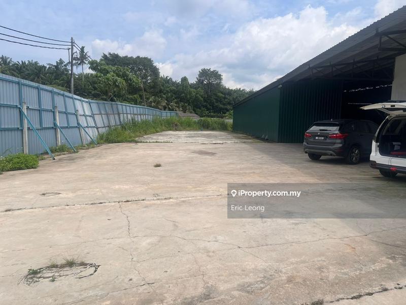 Warehouse for Rent in Kampung Dato Dagang, Sikamat, Seremban by Eric Leong - iProperty.com.my
