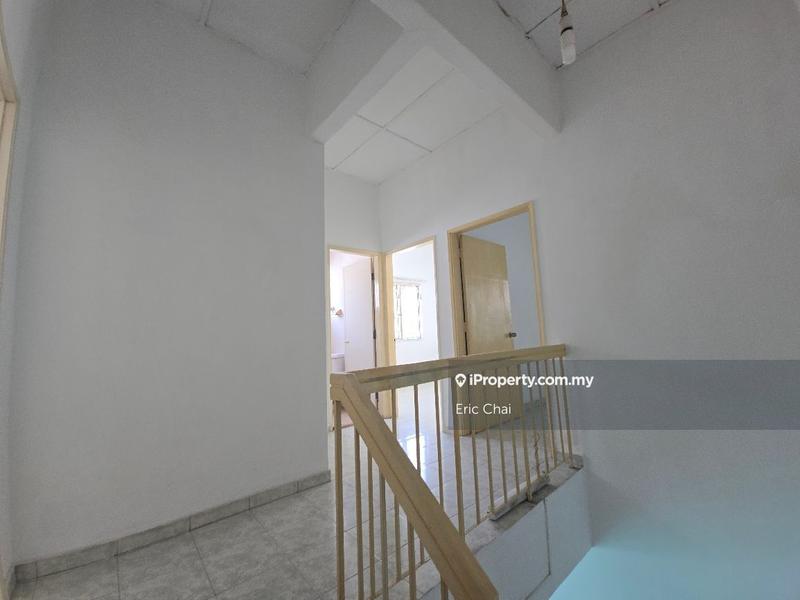 Rumah Berangkai 2 Tingkat untuk Dijual di Taman Puchong Intan, Puchong oleh Eric Chai - iProperty.com.my