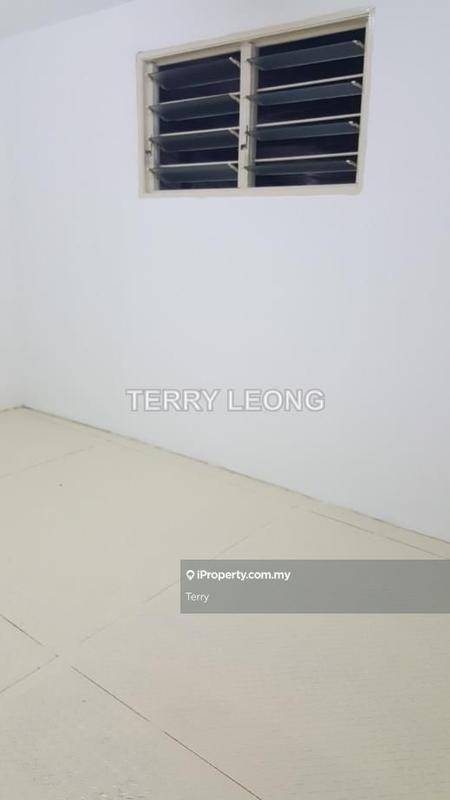 Rumah Teres 1-Tingkat untuk Dijual di Seksyen 8, Petaling Jaya oleh Terry - iProperty.com.my