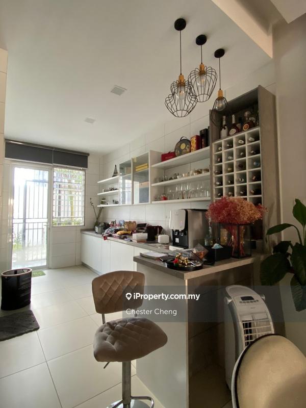 Rumah Berangkai 3 Tingkat untuk Dijual di Alstonea @ Taman Subang Mas, Subang Jaya, Subang Jaya oleh Chester Cheng - iProperty.com.my