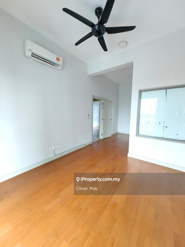 Kondominium untuk Dijual di KM1 East oleh Oliver Mak - iProperty.com.my