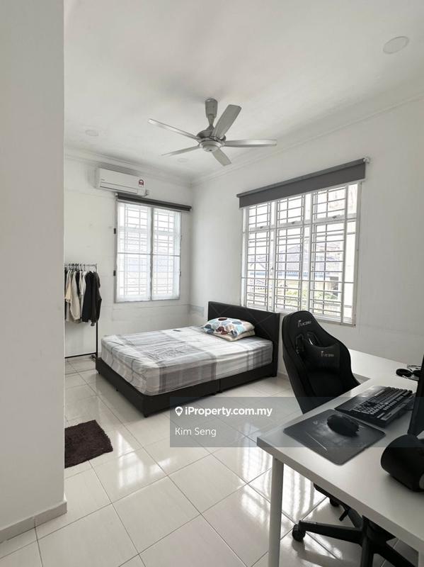 Semi-Detached House for Sale in Taman Seri Suria Semi D, Kluang by Kim Seng - iProperty.com.my