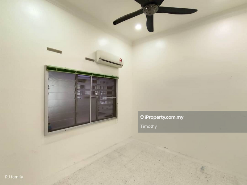 Rumah Teres 1-Tingkat untuk Dijual di Ujong Pasir, Melaka oleh Timothy - iProperty.com.my