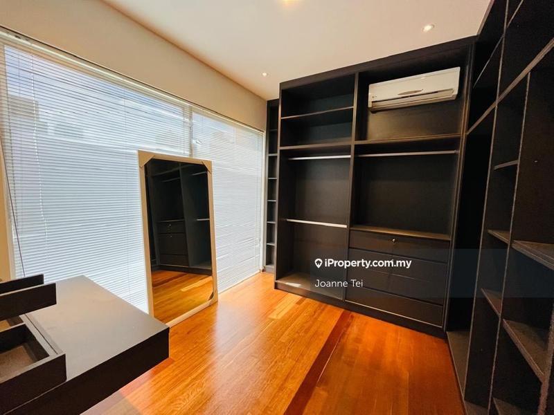 Bungalow House for Rent in Lakefront Villa, Cyberjaya by Joanne Tei - iProperty.com.my