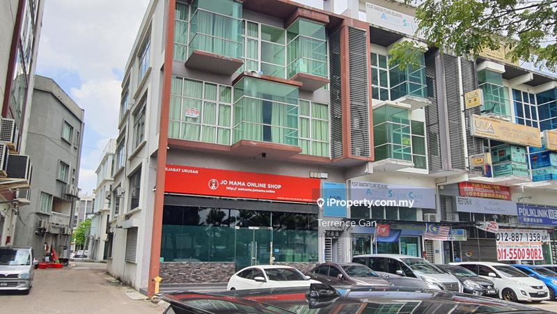 For Sale - DANGA UTAMA  3.5 STOREY SHOP JALAN PERTAMA 1 FRONTING MAIN ROAD NEAR SUTERA UTAMA SKUDAI