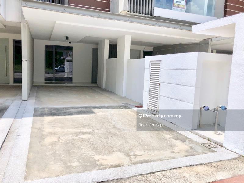 Townhouse for Sale in Sutera Damansara, Damansara Damai by Jennifer Yap - iProperty.com.my