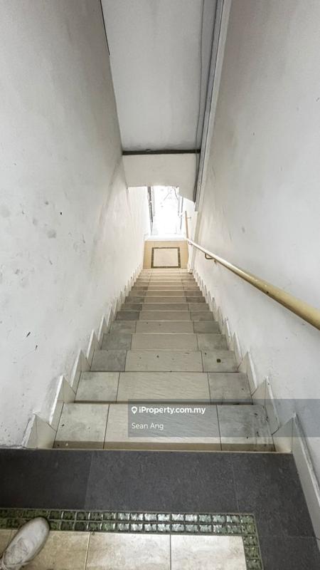 For Sale - Good condition, Freehold Factory, Office Renovated, Vacant Now, KIP