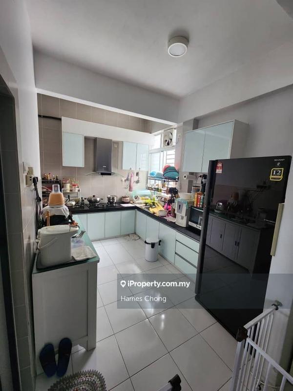 Pangsapuri untuk Dijual di Suria Residence oleh Harries Chong - iProperty.com.my