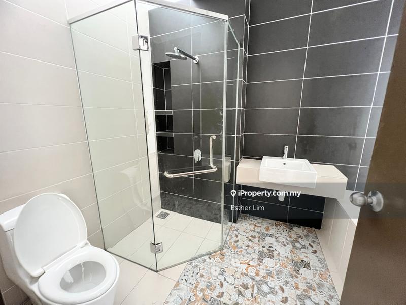 3-storey Terraced House for Sale in Laman Bayu, Seksyen 11, Kota Damansara by Esther Lim - iProperty.com.my