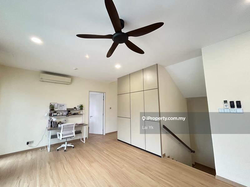 Semi-Detached House for Sale in Temasya Glenmarie, Glenmarie by Lai Yk - iProperty.com.my