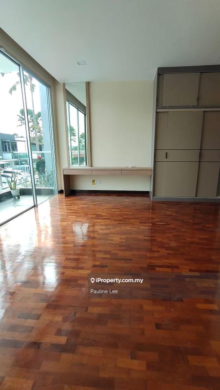 Rumah Teres 2-Tingkat untuk Dijual di Taman Lestari Putra, Seri Kembangan oleh Pauline Lee - iProperty.com.my