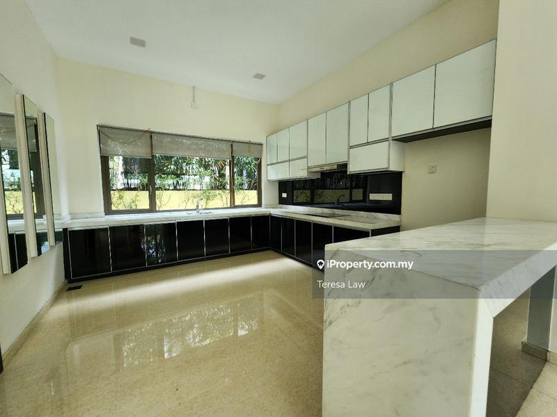 Bungalow House untuk Dijual di Bukit Gita Bayu, Seri Kembangan oleh Teresa Law - iProperty.com.my