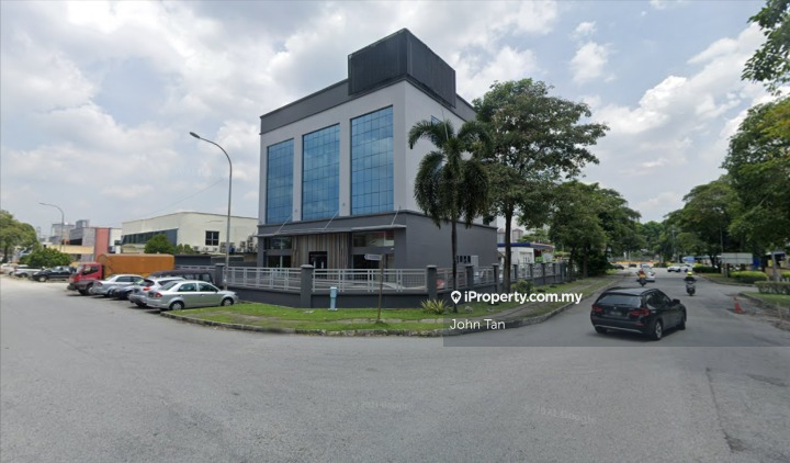 For Sale - (Corner | Facing Main Road | Lift | Fully Renovated | NEGO) Subang Jaya @ PJS Bandar Sunway