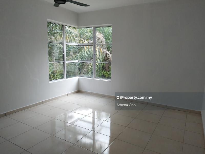 Bungalow House for Sale in Pekan Labu, Labu by Athena Cho - iProperty.com.my