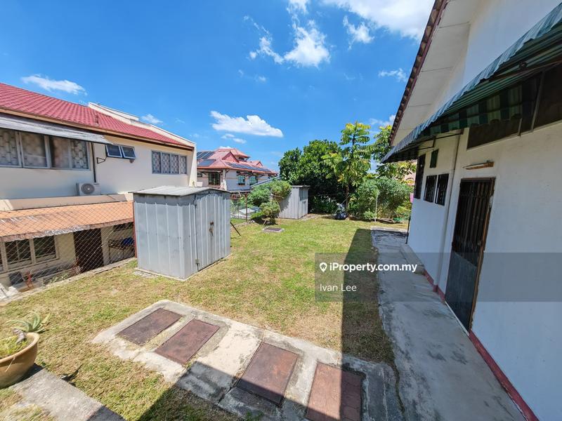 Bungalow House for Sale in SS2, Petaling Jaya by Ivan Lee - iProperty.com.my
