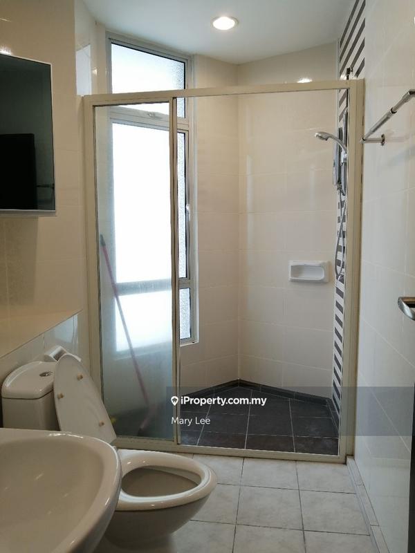 Kondominium untuk Dijual di The Brezza oleh Mary Lee - iProperty.com.my