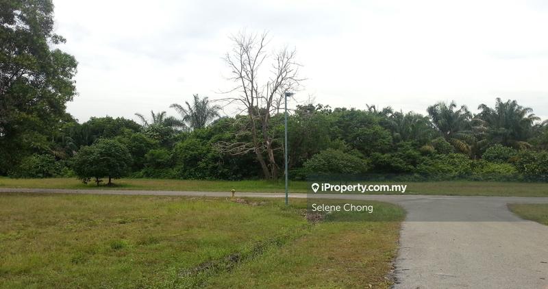 Banglo Tanah untuk Dijual di College Heights Garden Resort, Setul oleh Selene Chong - iProperty.com.my