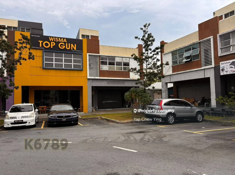 For Sale - CORNER LOT 2 Storey Shoplot @ Bukit Raja Industrial Park Klang 42x72 sqft