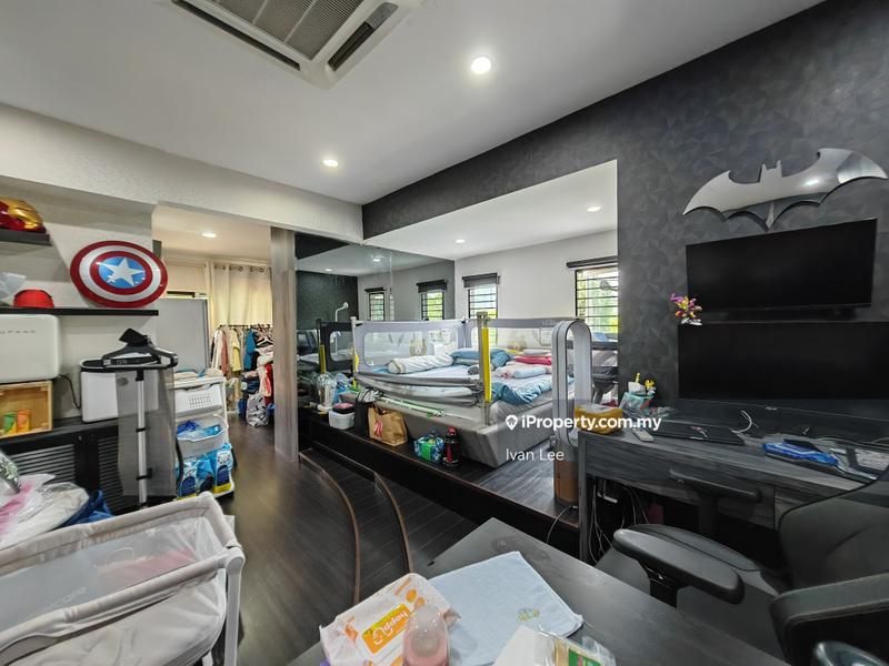 Rumah Berkembar untuk Dijual di Kelana Jaya, Petaling Jaya oleh Ivan Lee - iProperty.com.my