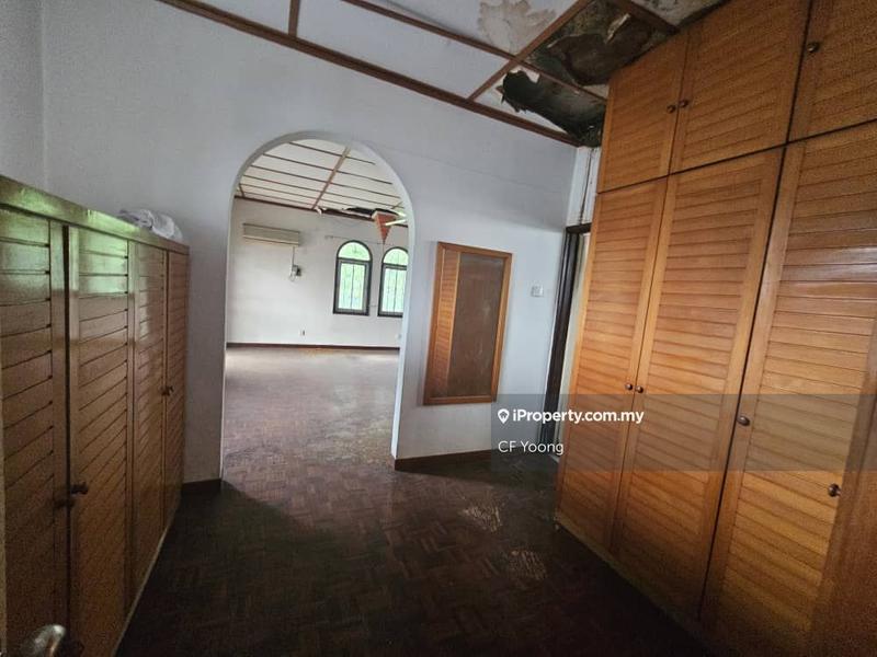 Bungalow House for Sale in Taman Bukit Pantai, Bangsar by CF Yoong - iProperty.com.my