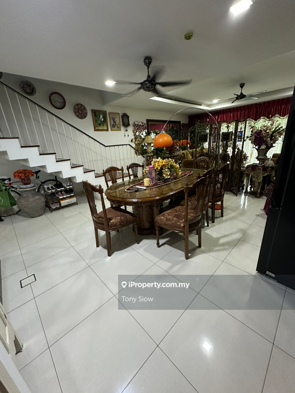 Townhouse for Sale in Putra Heights, Subang Jaya by Tony Siow - iProperty.com.my